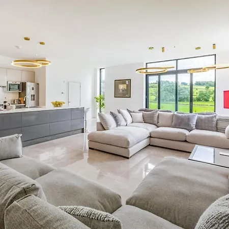 Holiday home Fieldgate House